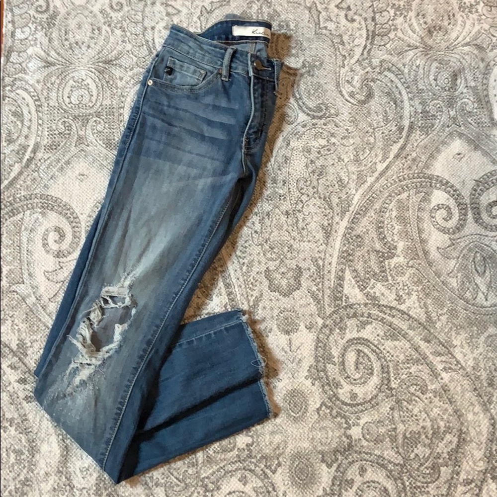 KanCan distressed jeans